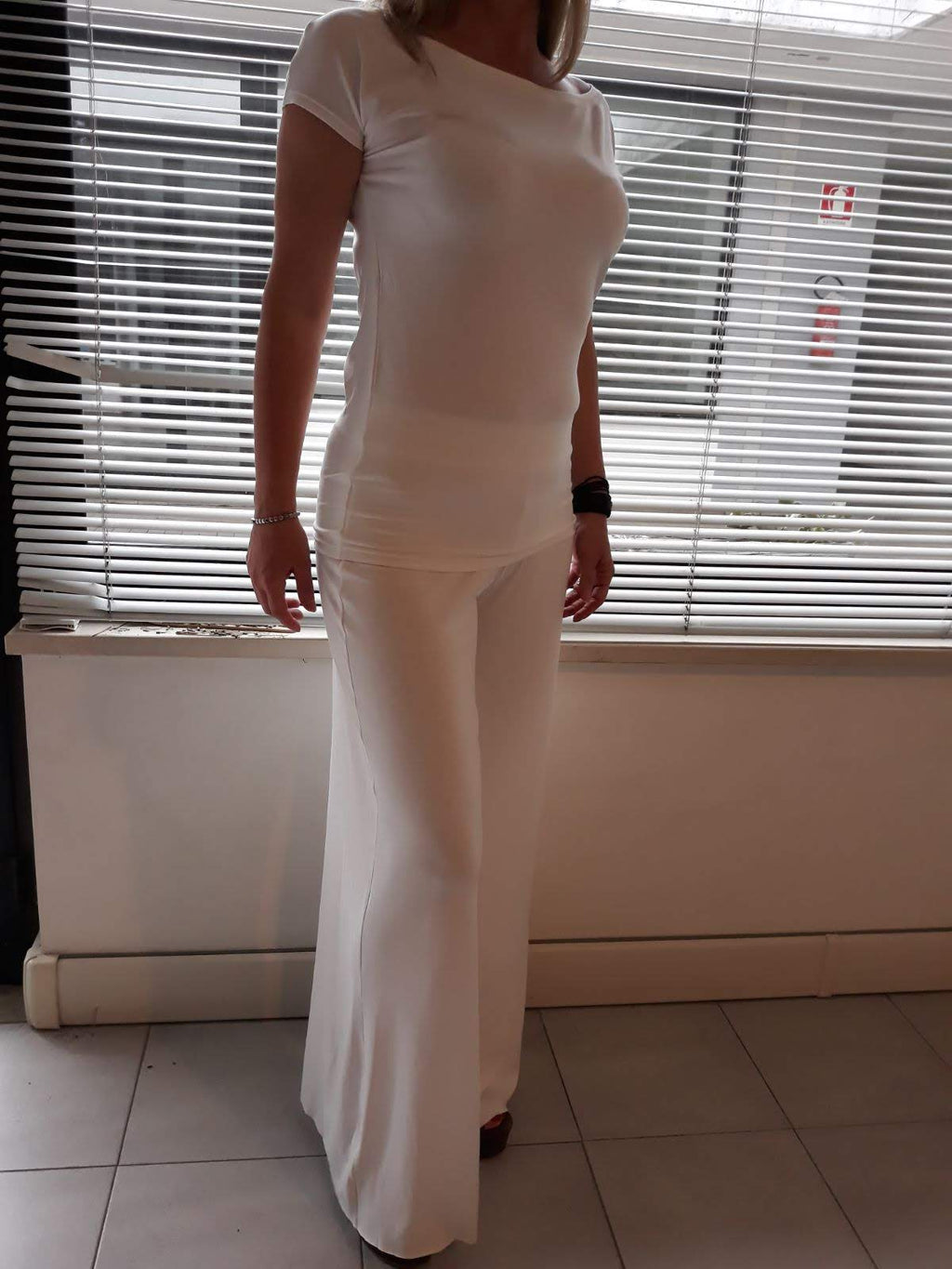 Blusa Bianca Con Pantalone in Cotone Organico