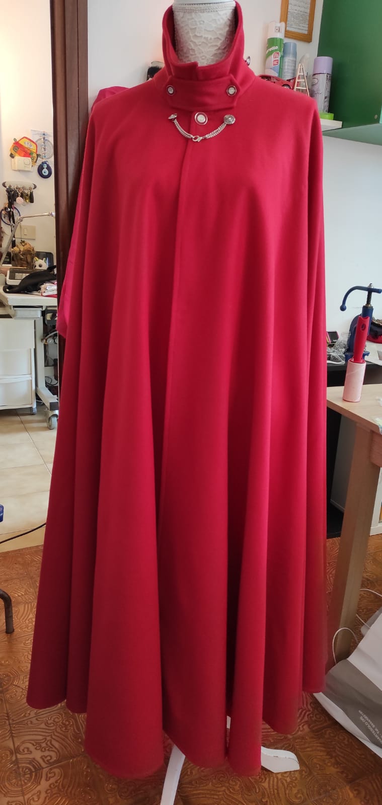 Tabarro Mantello Veneziano Rosso Lussuoso in Pura Lana