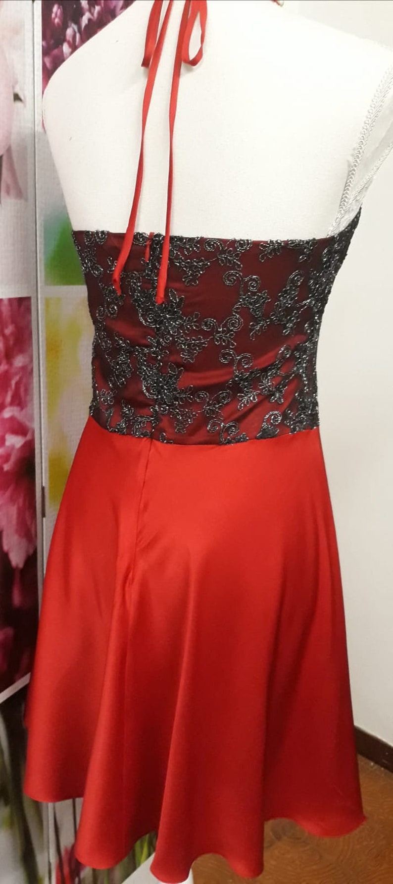 Tubino Elegante in Pizzo e Viscosa Creato a Mano