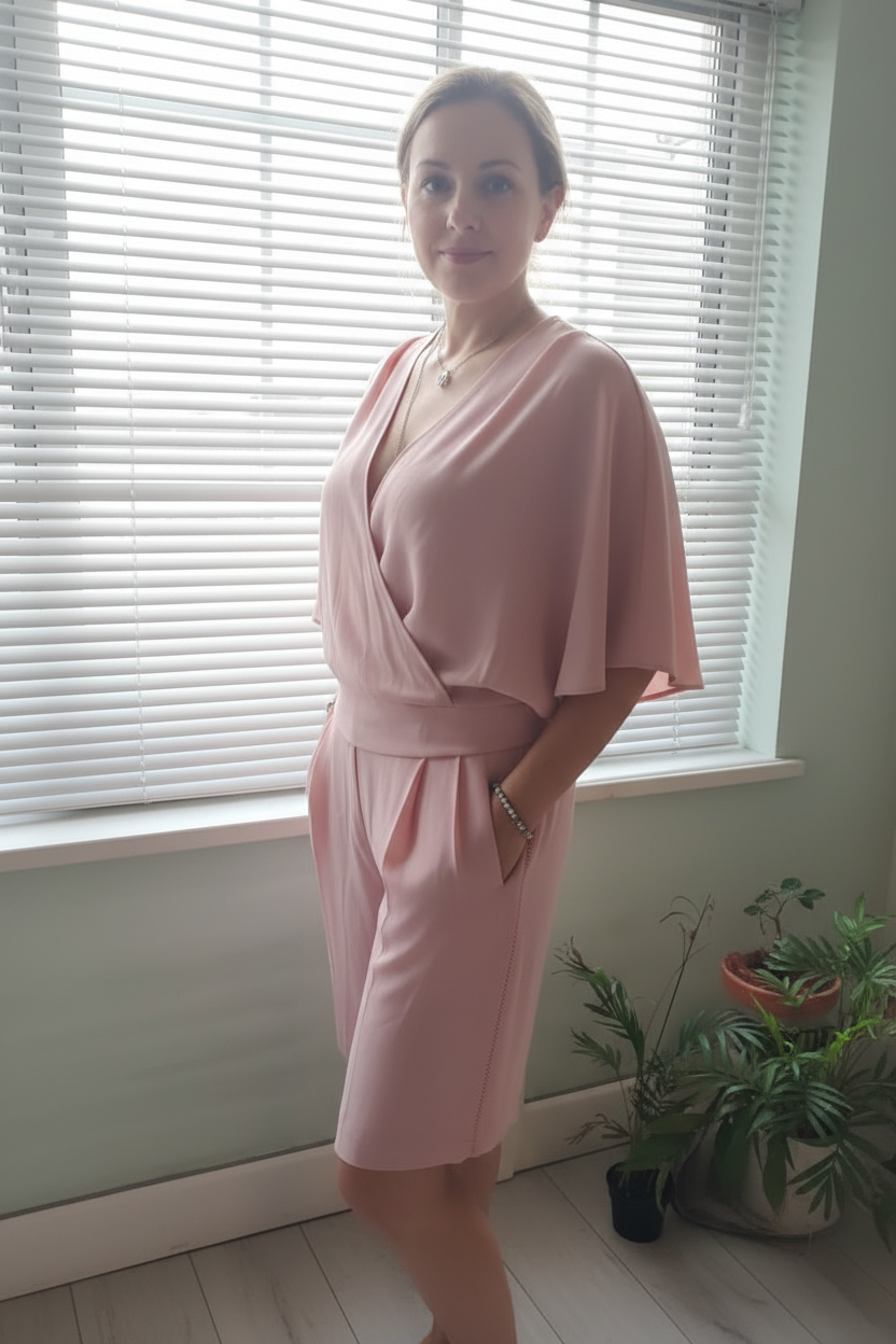 Blusa Rosa con Bermuda in Seta