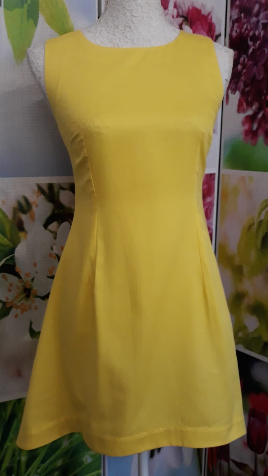 Vestito giallo estivo corto