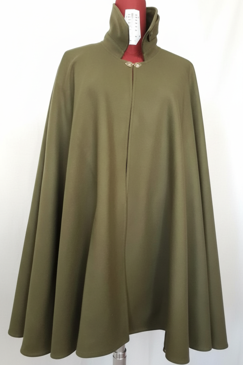 Cloak italy in Venice Wool Green
